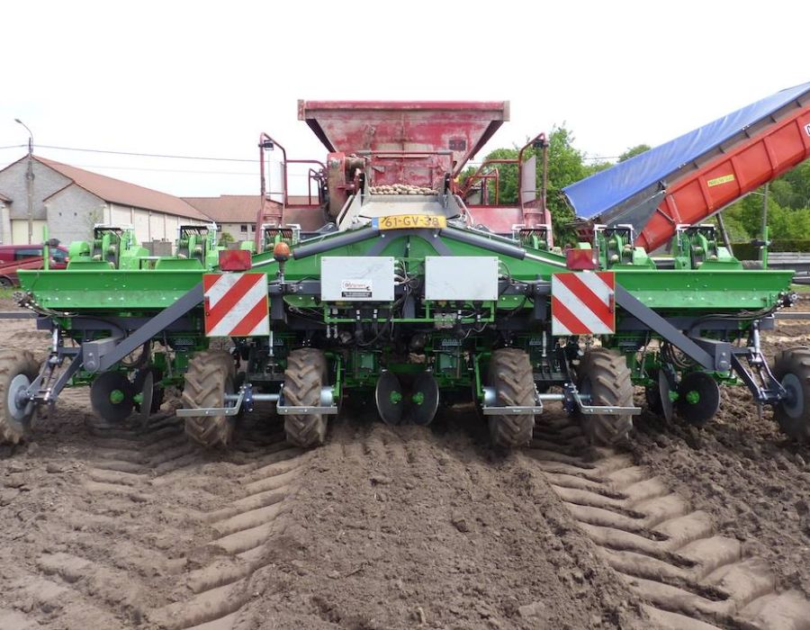 LiteTrac - Aardappel planter foto 15