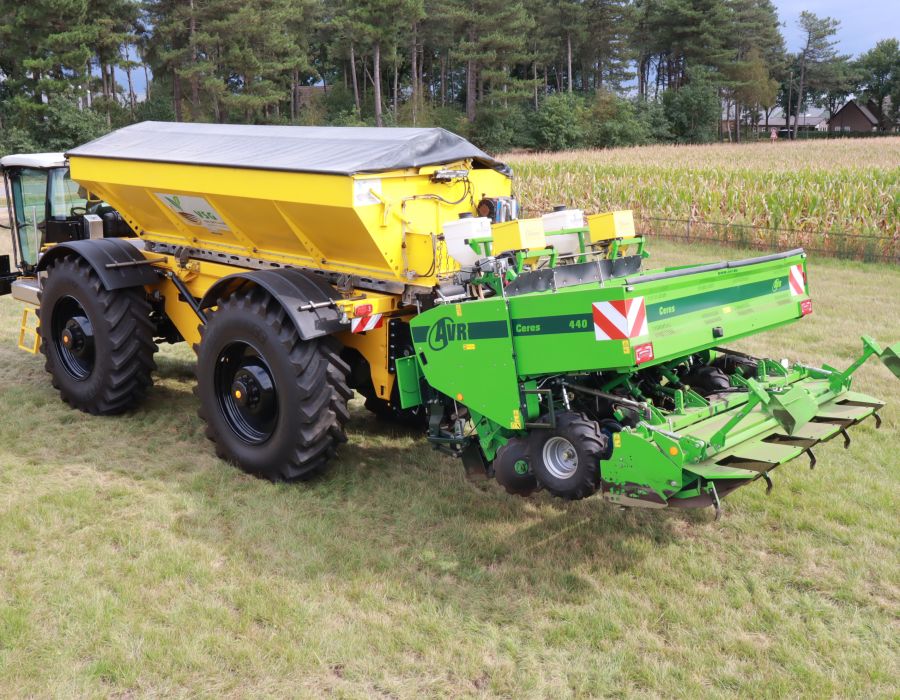 LiteTrac - Potato planter foto 4