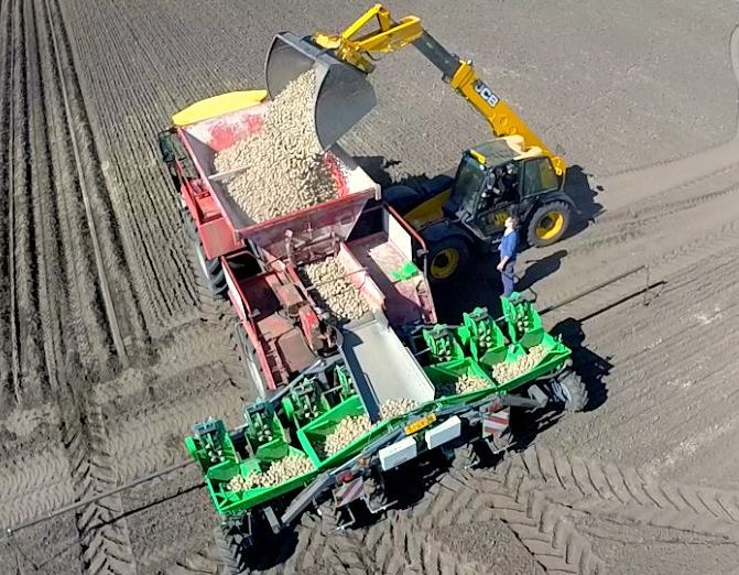 LiteTrac - Aardappel planter foto 9
